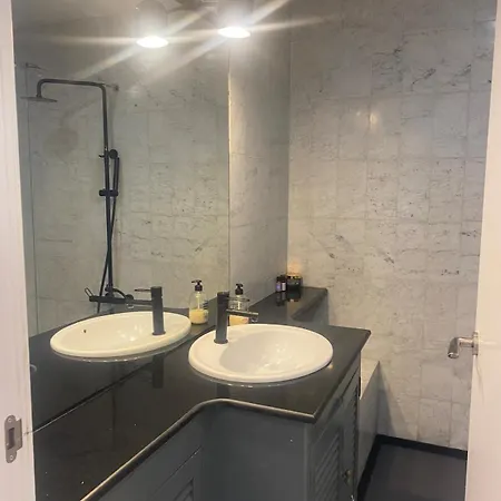 Balmoral Casa Pipo 아파트 *